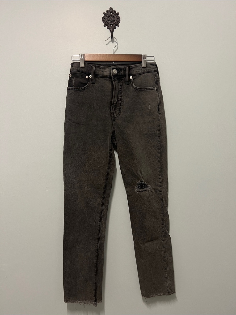 Madewell Black Washed Straight-Leg Jeans Size 25